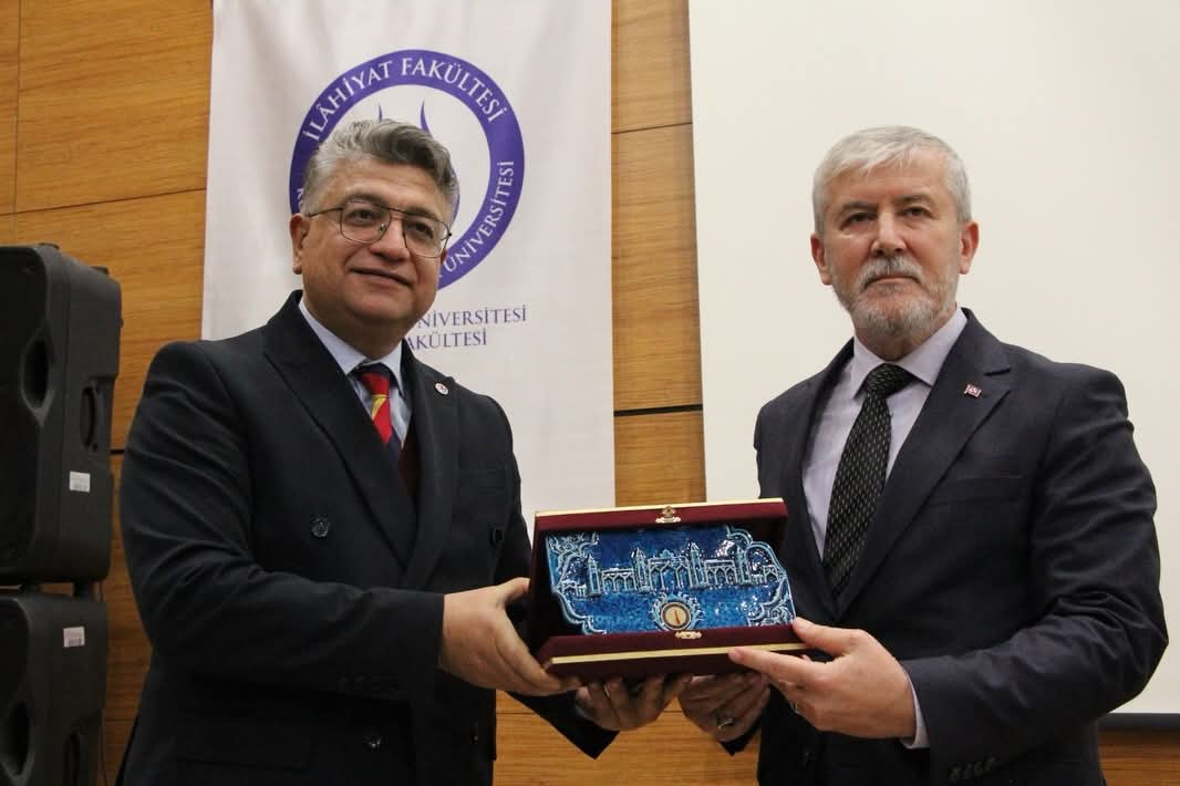 C9Ad9E9E F630 4F04 851E 152F9041875F