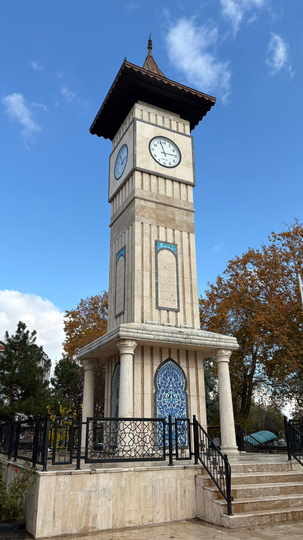 Db8E514C C0B4 4E6B 8Afe F8Aac9128490