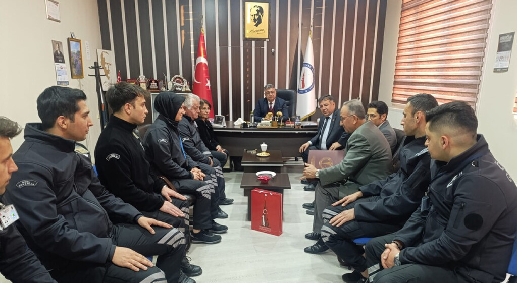 Feb2Ddd7 5Dbb 4Db8 Bef3 D95Dc13C3554