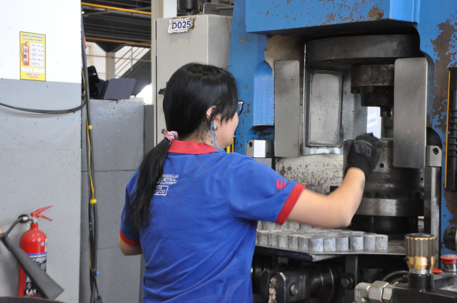 Fff93Ba2 C2Fe 4684 A19F 6C16F16448C7