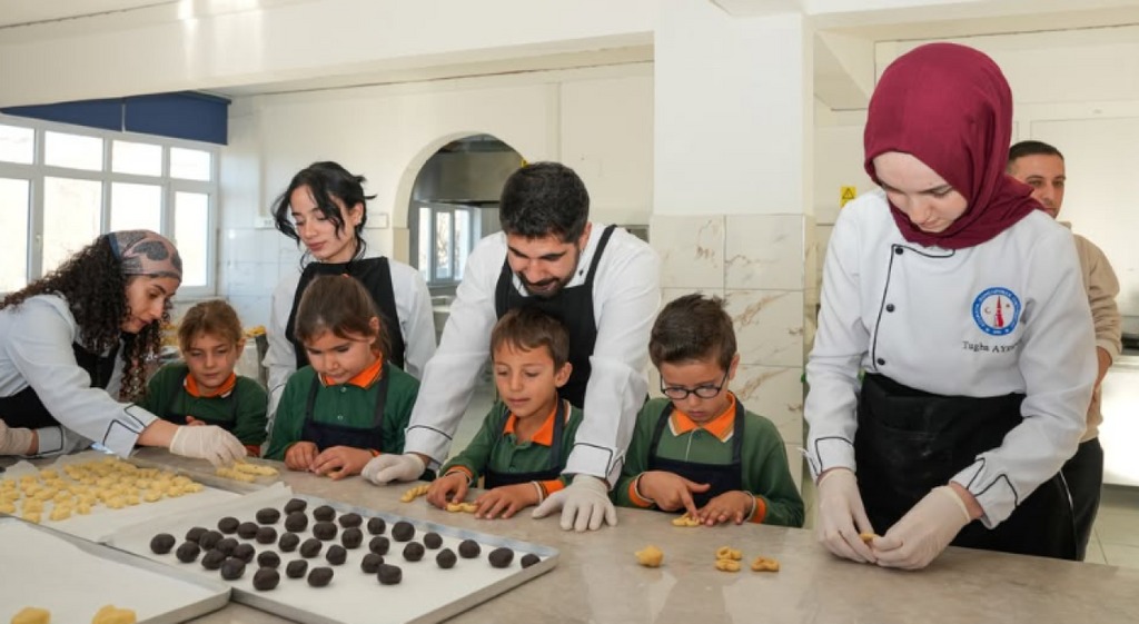 2750A572 Eb74 4Adf A11B 3Bea16Bdf87B