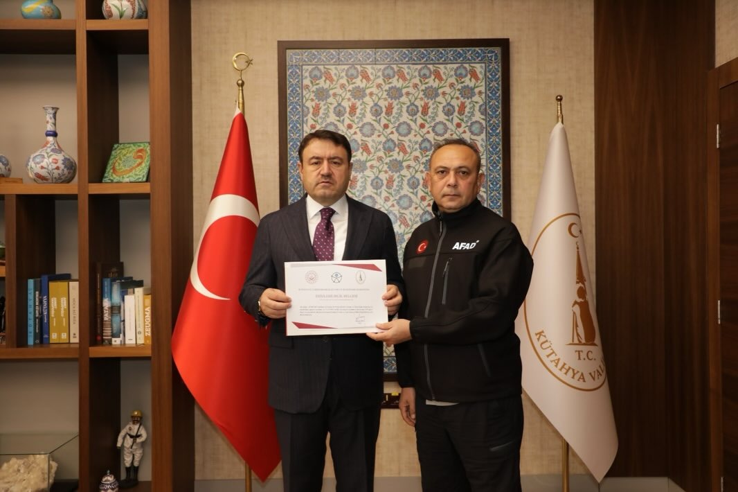 38425532 4Cf0 4433 8Ec9 369Ed045B657