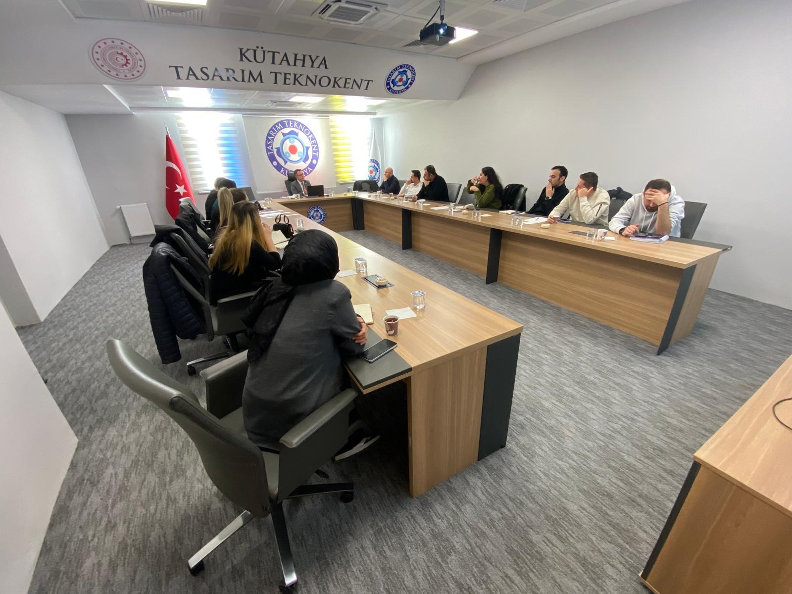 604721201 18064351880449105 1949091253227647464 N