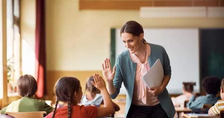 752X395 Son Dakika Velilerden Sikayet Yagdi Milli Egitim Bakanligi Inceleme Baslatti Ogretmenlerin Hesaplari Tek Tek K 1766558370520