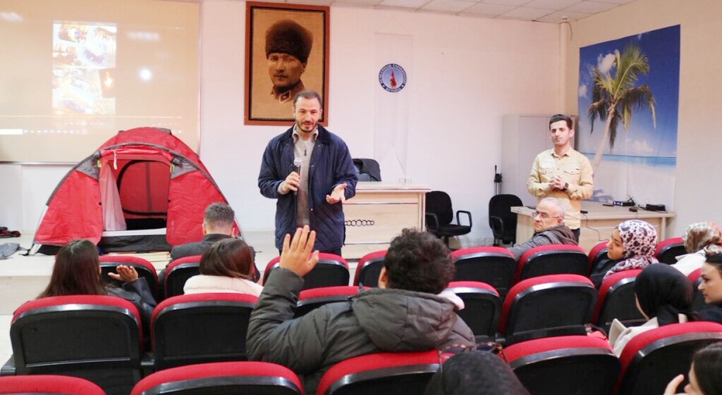 900E0Eaa 5D22 4Cda 84Bd 3B41Ea09Bebe