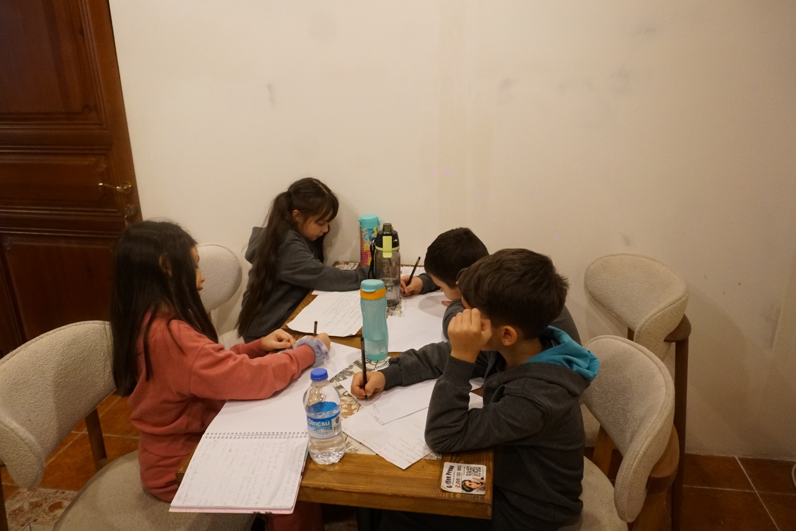 Bf4F27D7 255E 4F36 8B54 7C4114B0542A