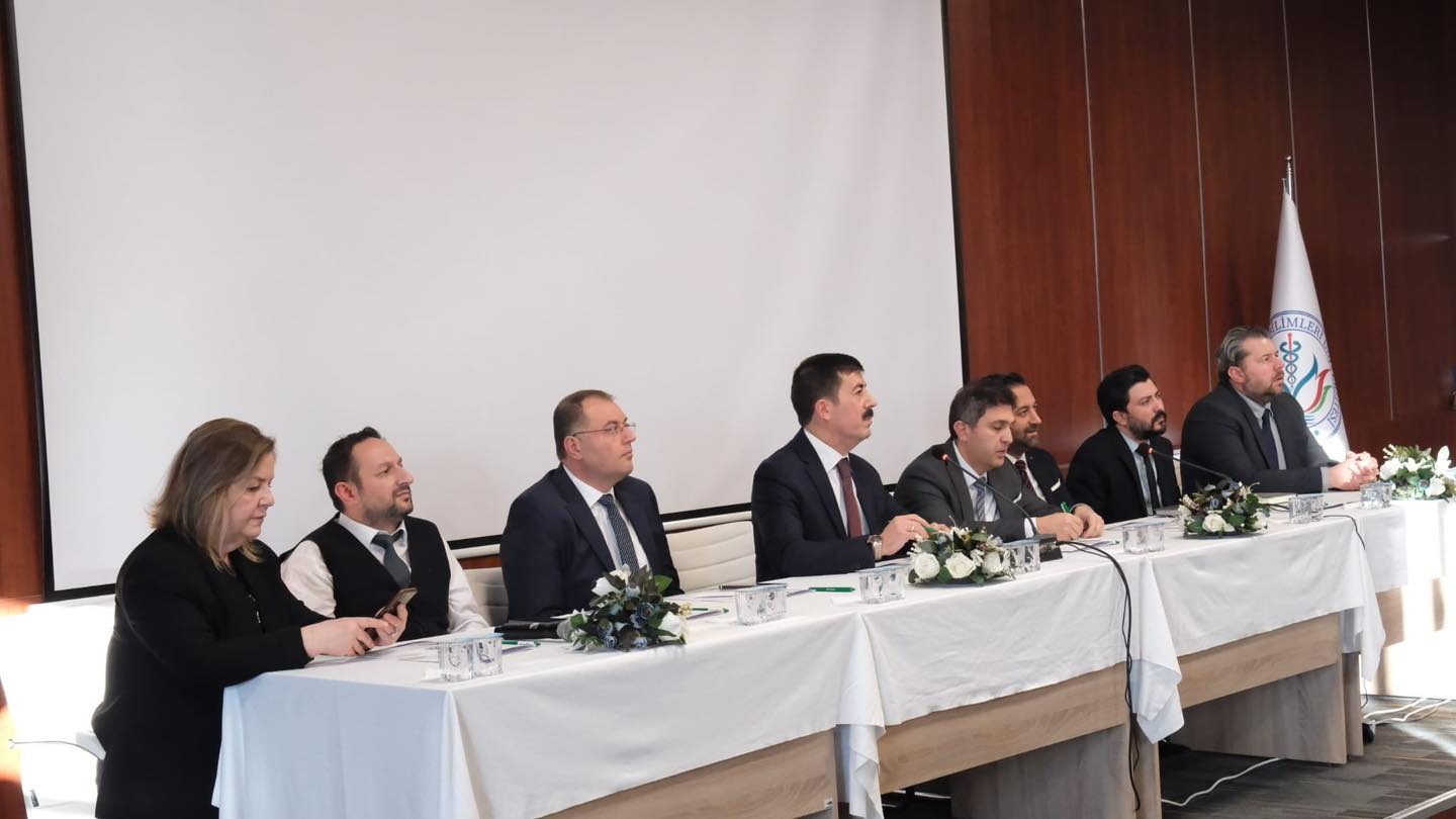 Cf429834 1Fda 4C42 B570 D125029Dd90D