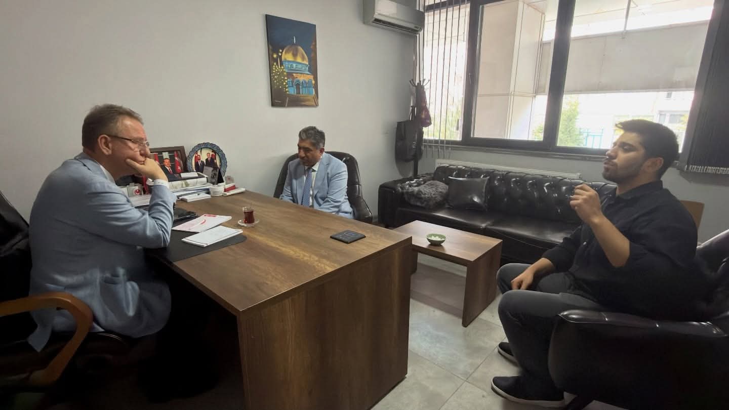 F881A17A 9A84 406A 9996 68Fdf2B1821B