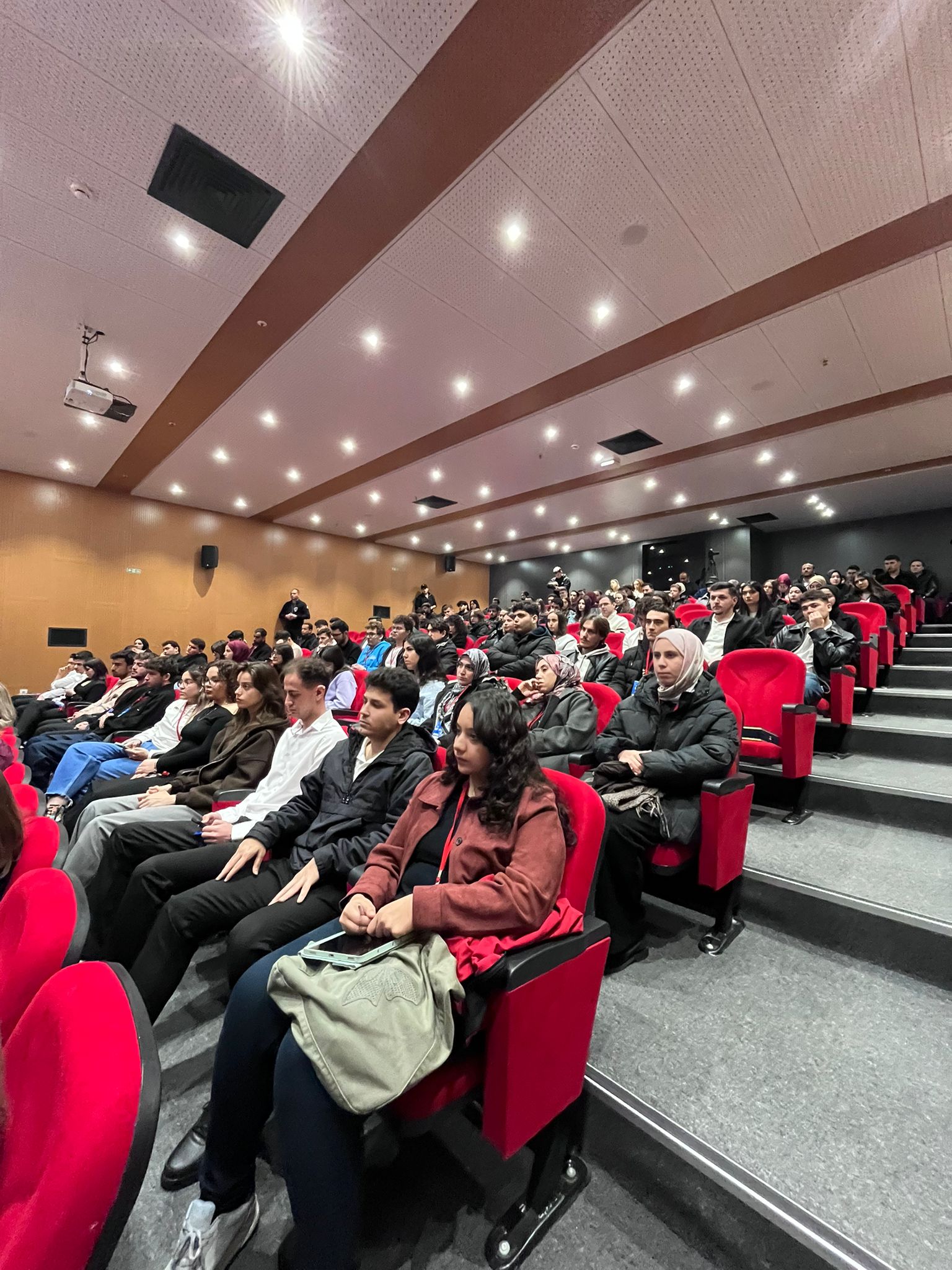 I M G 20251212 W A0090