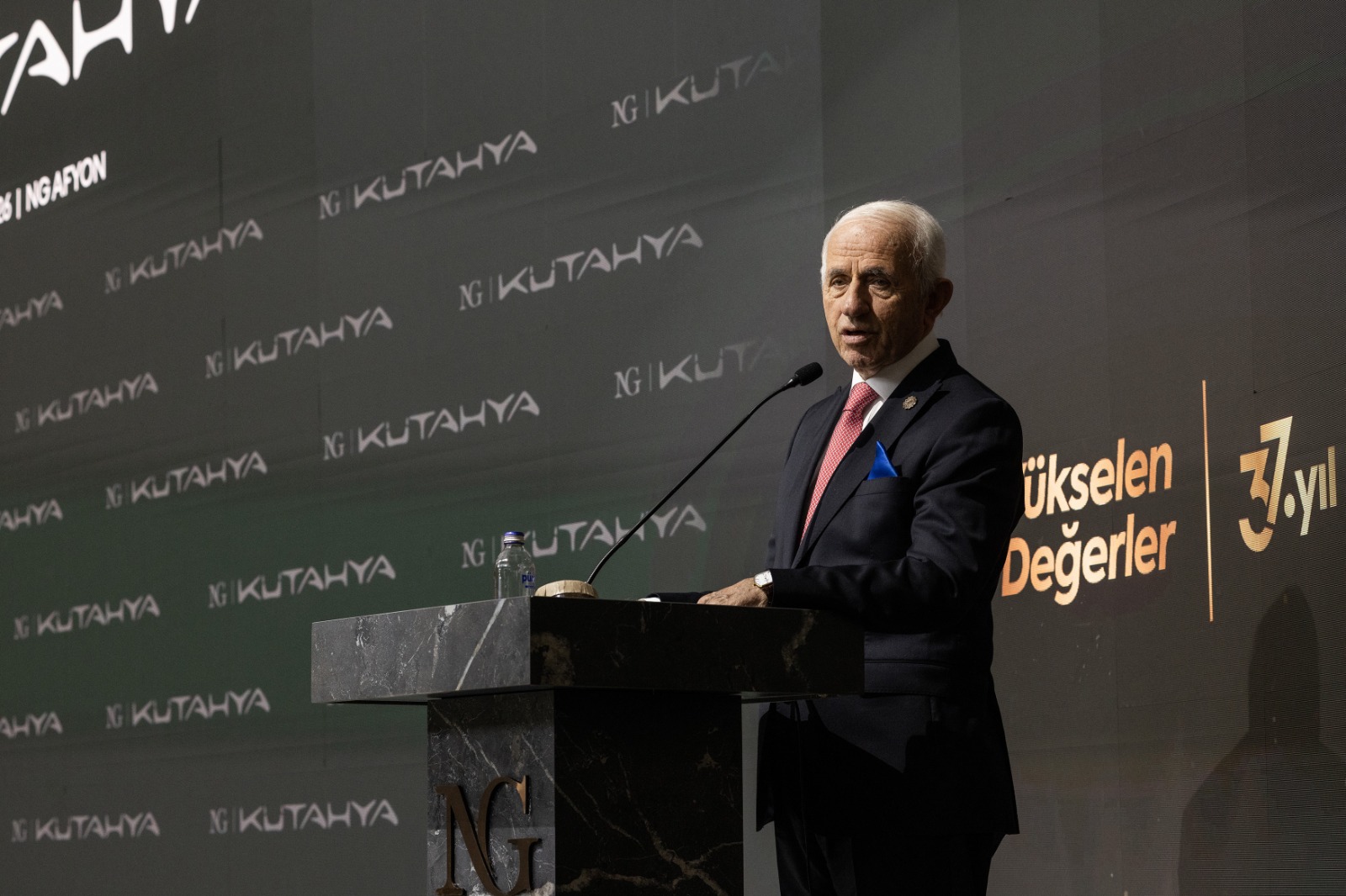 1963D1Bb 60Ce 48F9 9A02 D5A1F45D1A4F