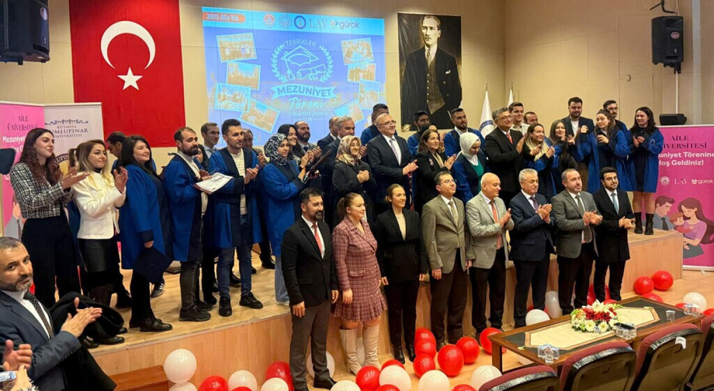 4B59Cf5D D8F5 4D02 A627 66A3D86583B9