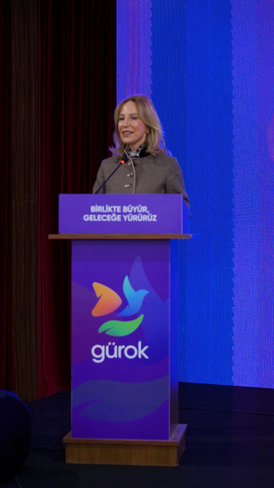 4D9523A9 B137 41Db 9Dcc 4Ef09Aa4C35B