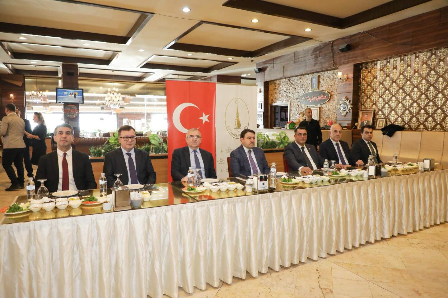 613131273 18169694437379467 9138842125512872126 N