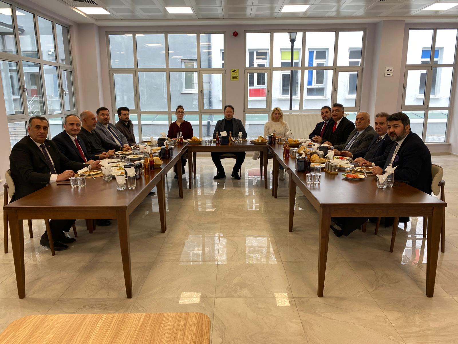 616468132 18066744011449105 4598711665903814966 N