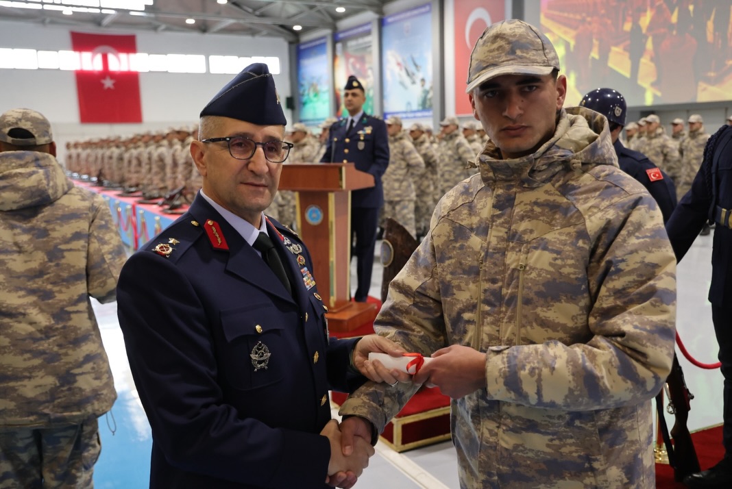 616548814 18405776161134776 2708340496867050974 N