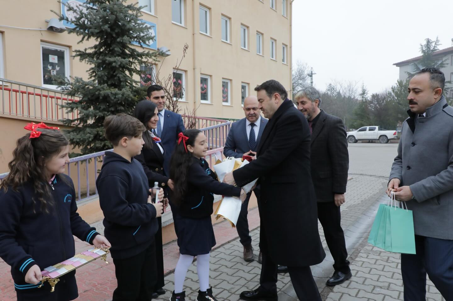 617080058 18170200309379467 881718107822021360 N