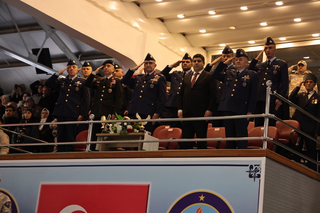 617587413 18405776179134776 652737401058265102 N