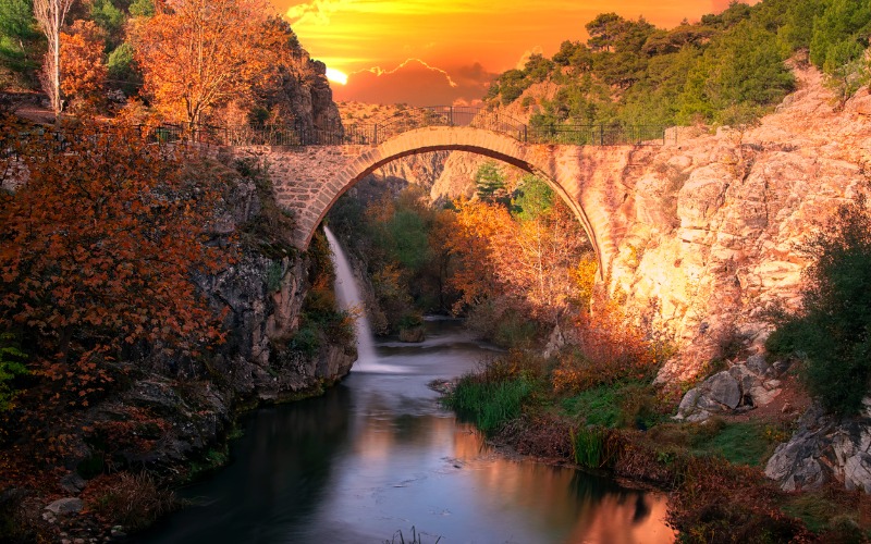 Clandras Köprüsü Tarihi