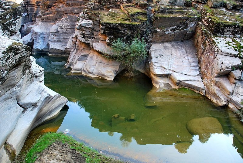 Tasyaran Vadisinde Yansima