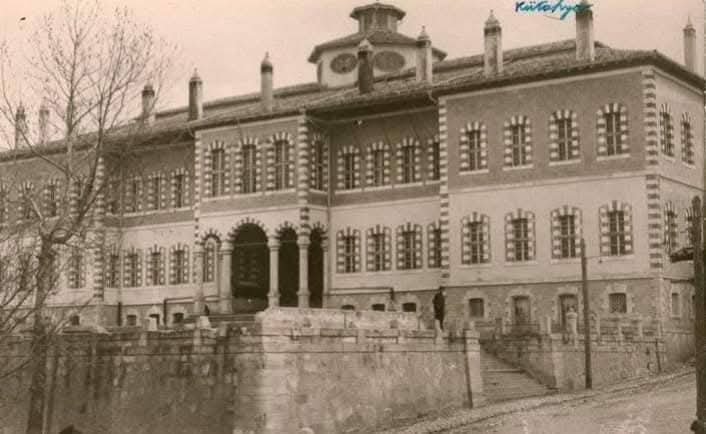 0B173131 1F1E 4D0B 8D22 0242D7023Fb4