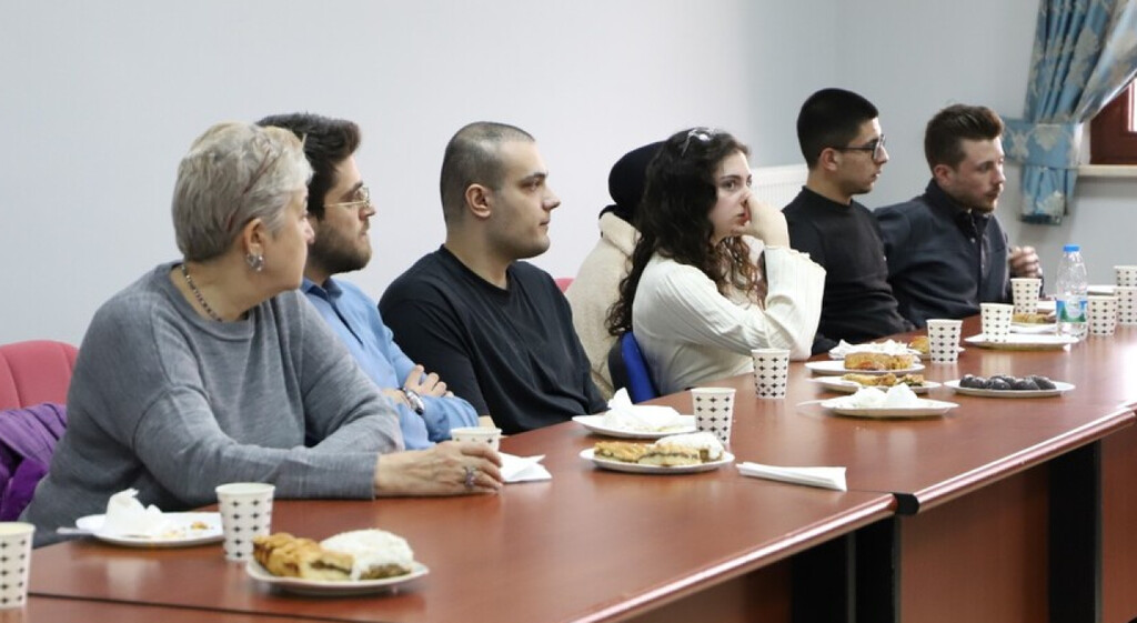 197580B2 54Ff 490E Be5B 29F2763D83B4