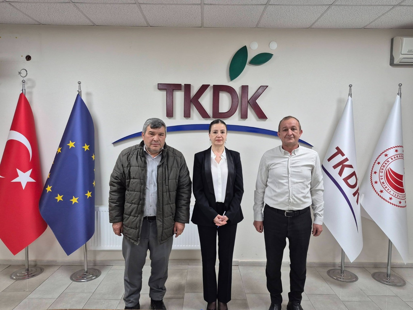 4631562A D767 407E 8B0C E8B29D93E730