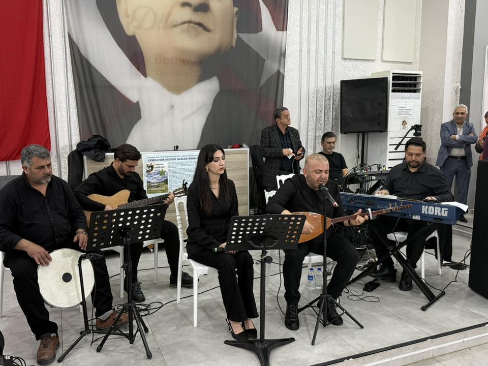 627477678 3603106026498037 1053898681909281175 N