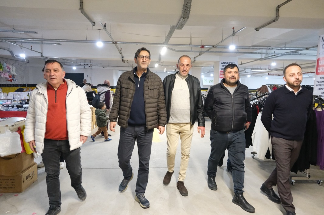 631497211 18071361803410163 7115230932381126199 N