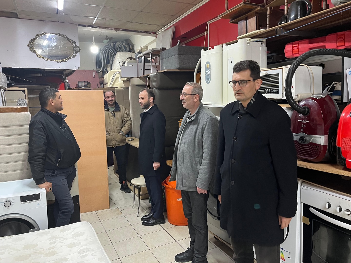 631580764 18302729965261951 5168406336838328125 N