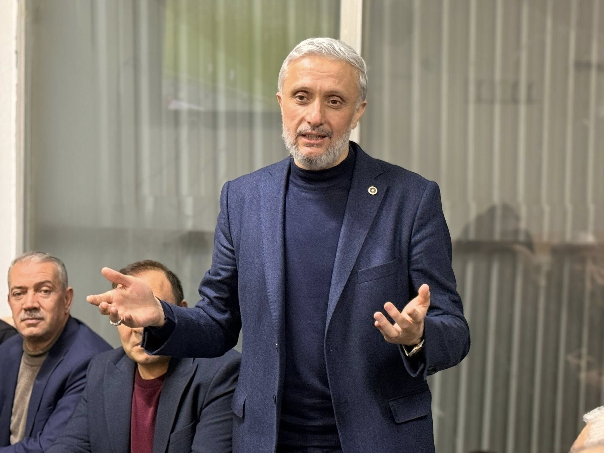 641338166 26990883637168039 1056792842848290751 N