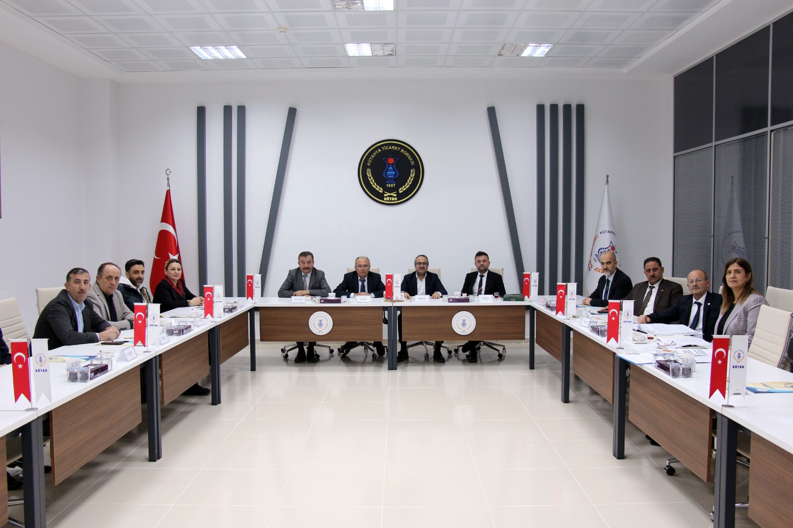 Cf98A813 Ae35 4001 B331 0C06D27Fe1A7