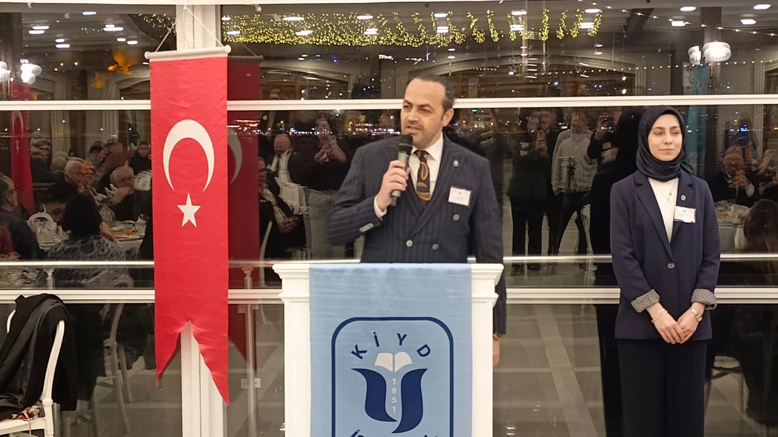 D94932A8 1C13 43Ee 8C23 C2F59B53Cd0E