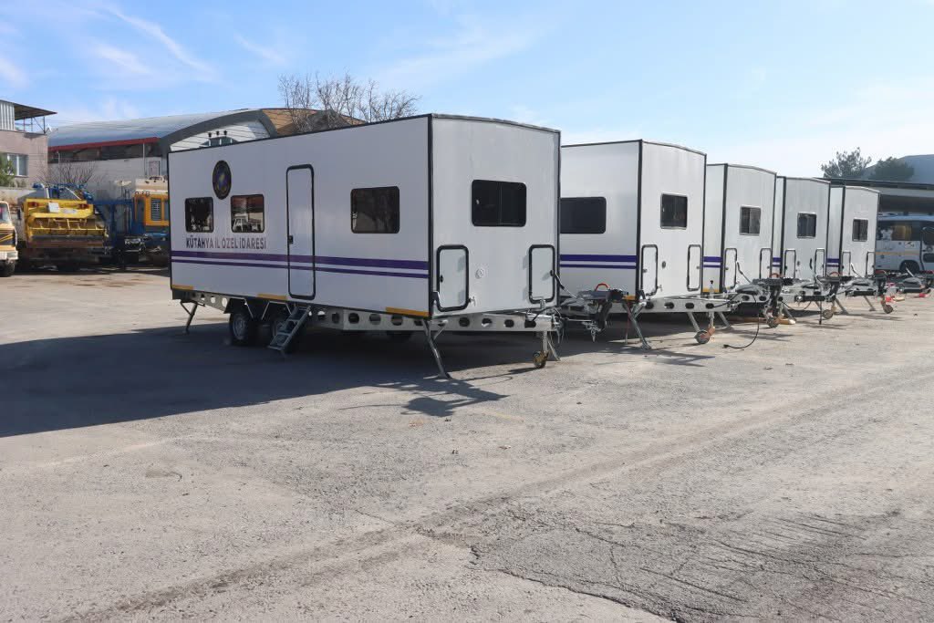 H Ay T43F W U A A T H B