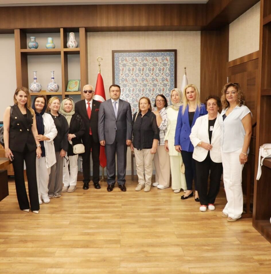 1251E3A0 702B 452F 948B 2483F9B2311A