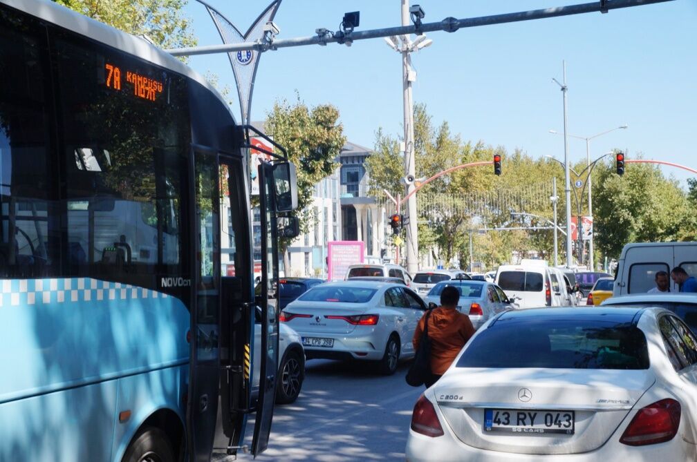 20260316153131 B5C844C2 La