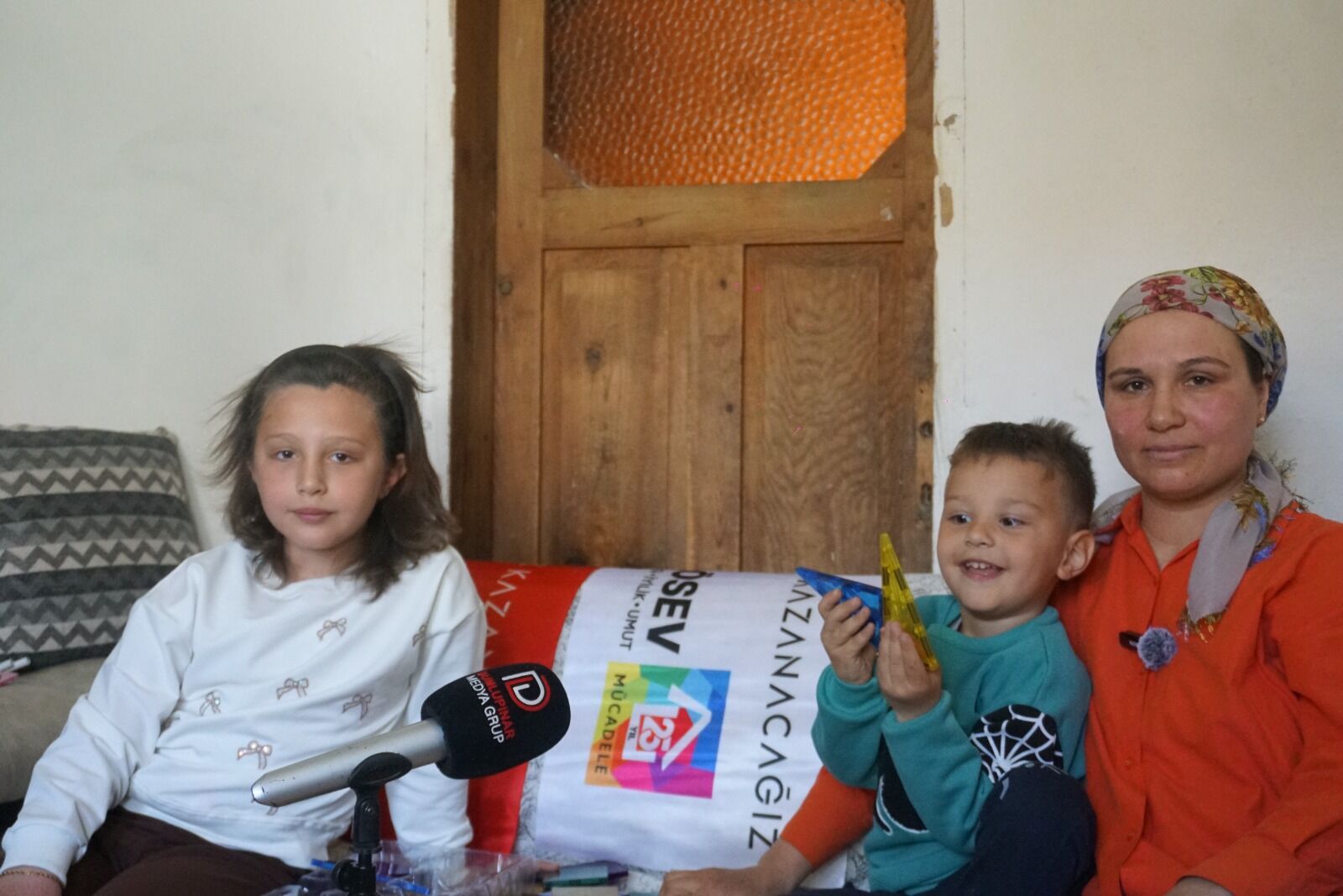 29443B26 02Fc 42D1 9172 F5B58A33374D