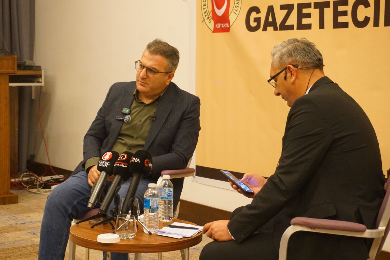 3267A8E9 9D84 4Ac1 A293 3Df2105E36E3