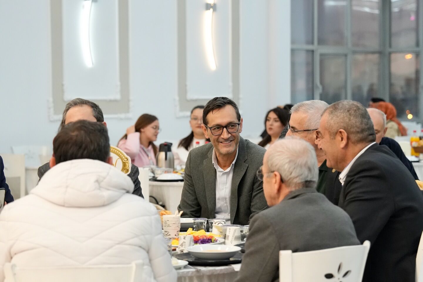 643577309 18073379741410163 3224258359851467169 N