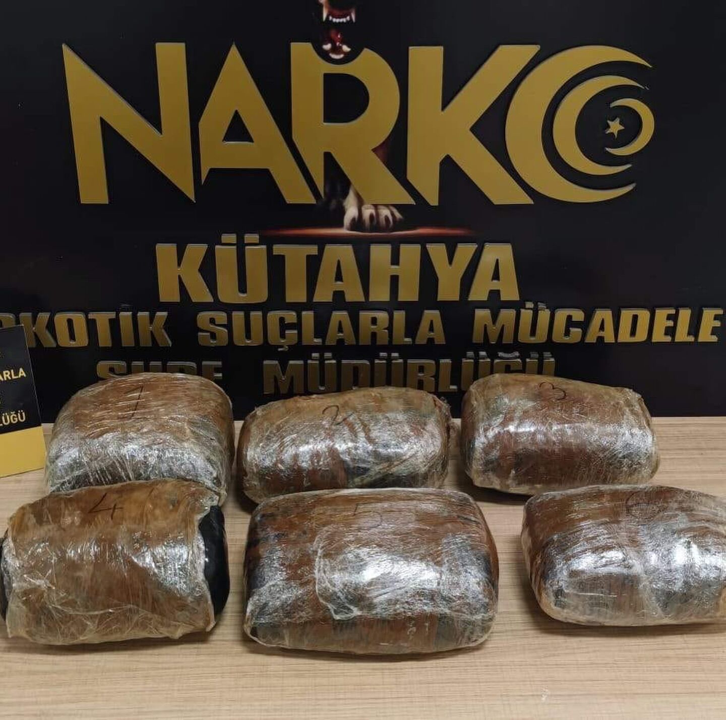 645813570 18076226948611454 6356431194287977319 N