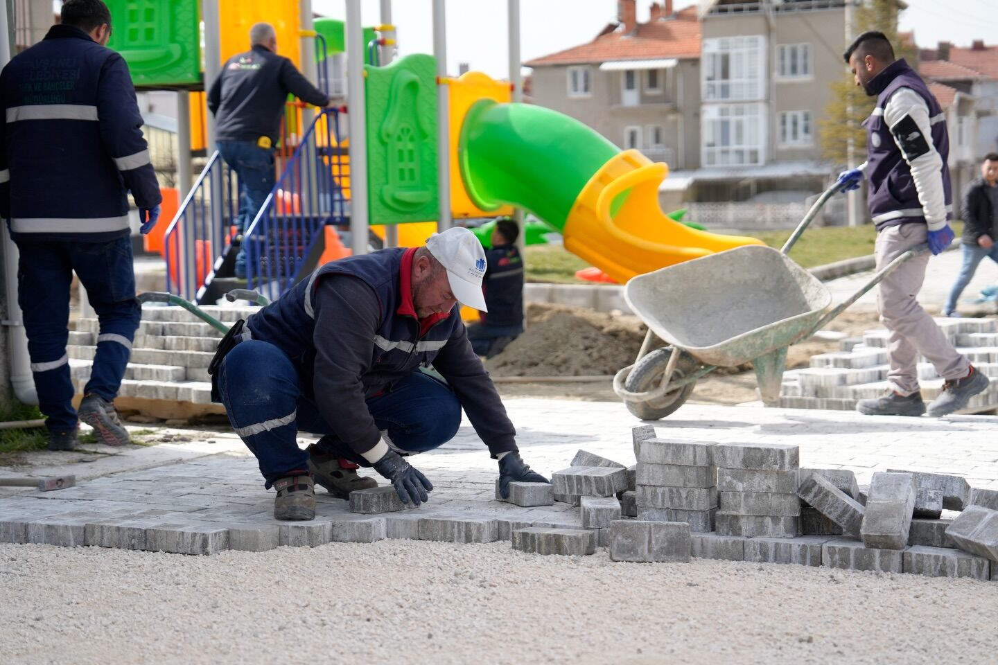 645907250 18073643822410163 8922439451452503634 N