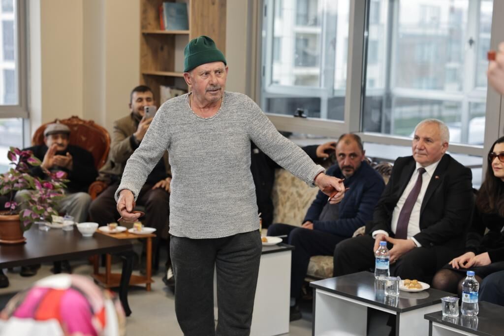 6Dea87D5 8440 4Abc A402 D6Bfdb0780B2