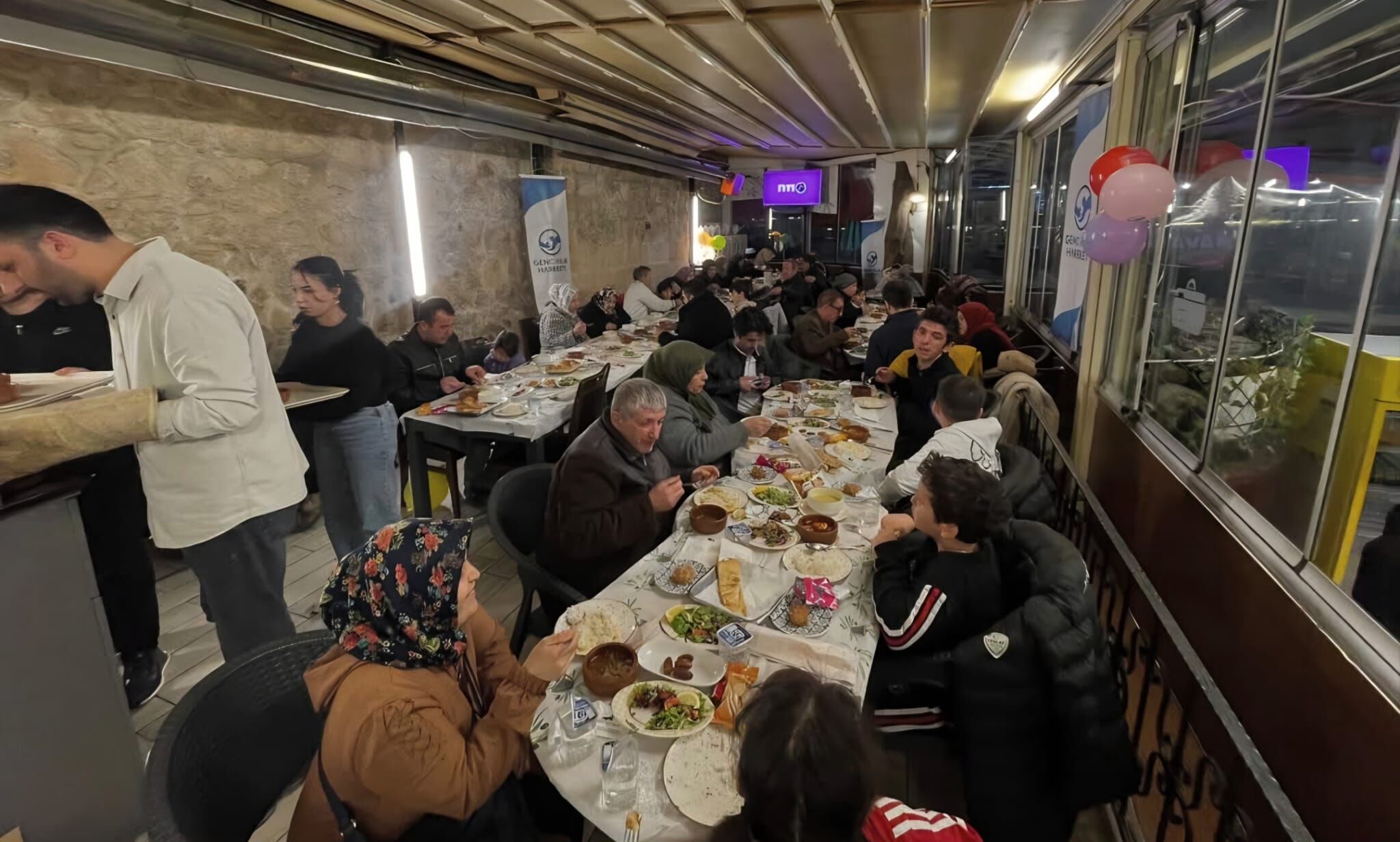 C8561203 4B66 4561 8Ccb 375C1C224Fc1