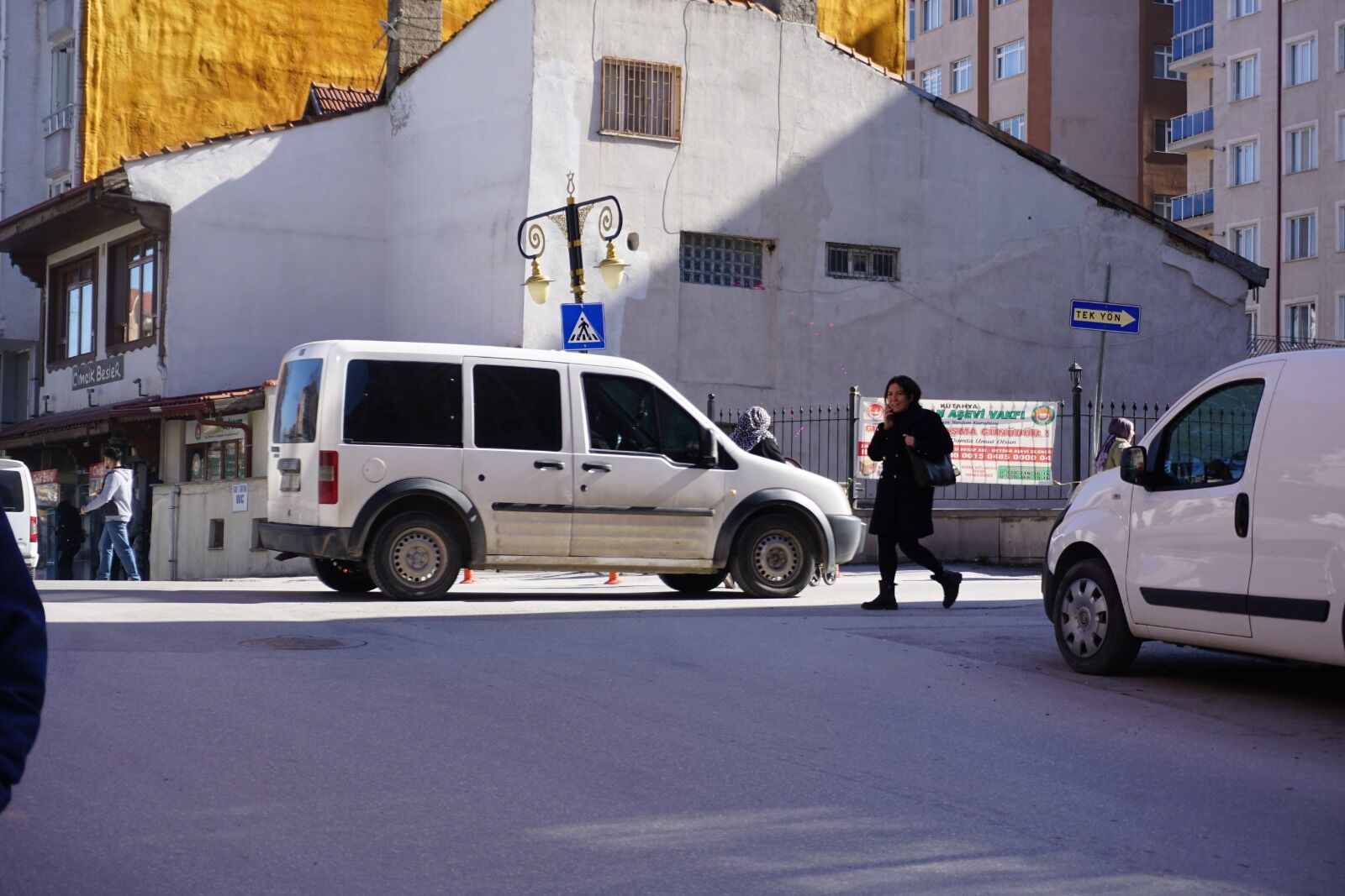 C948A990 3D6A 406E 9031 8B661D25A327