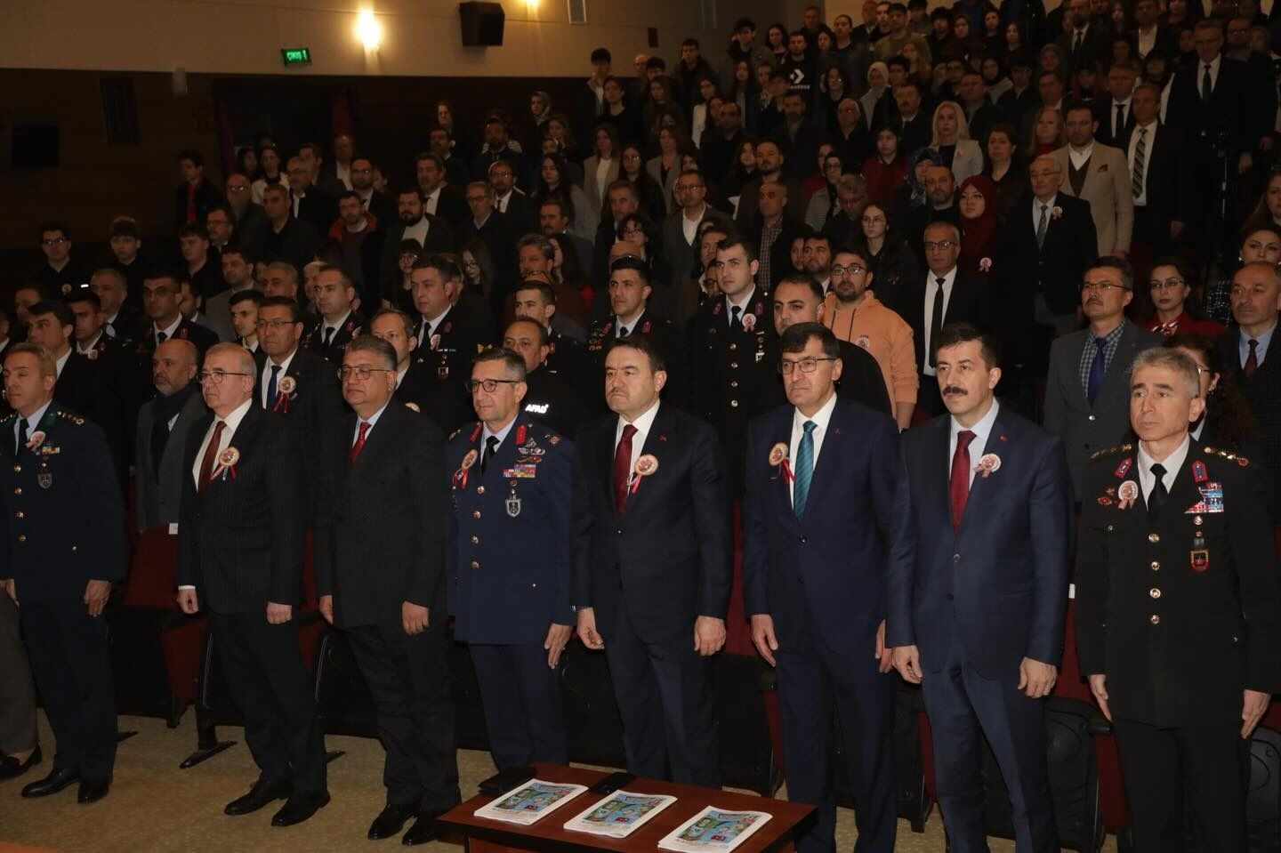 D1B06123 Cc49 44B6 A026 Ff57F39Bcfed