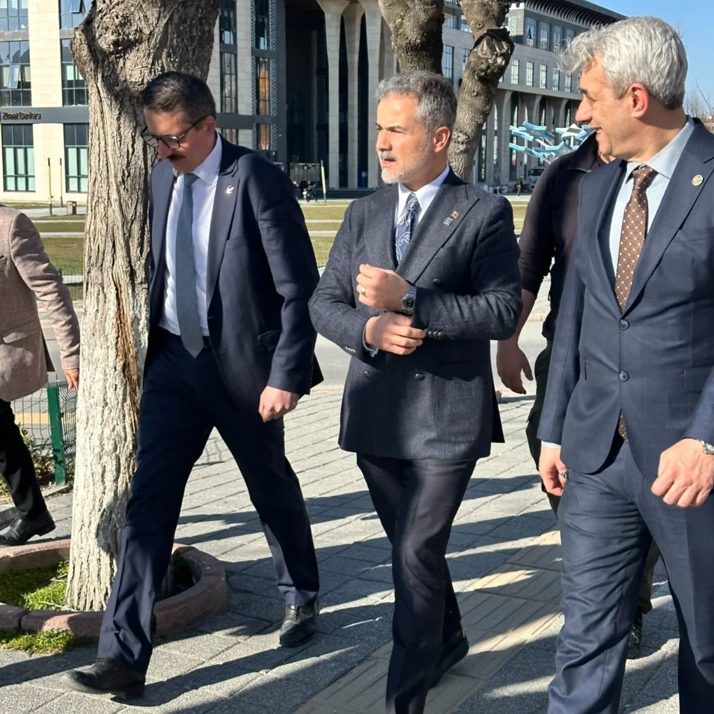 D2F6Aceb 1Bcc 43A4 B9Ef 3Bcedfffe189