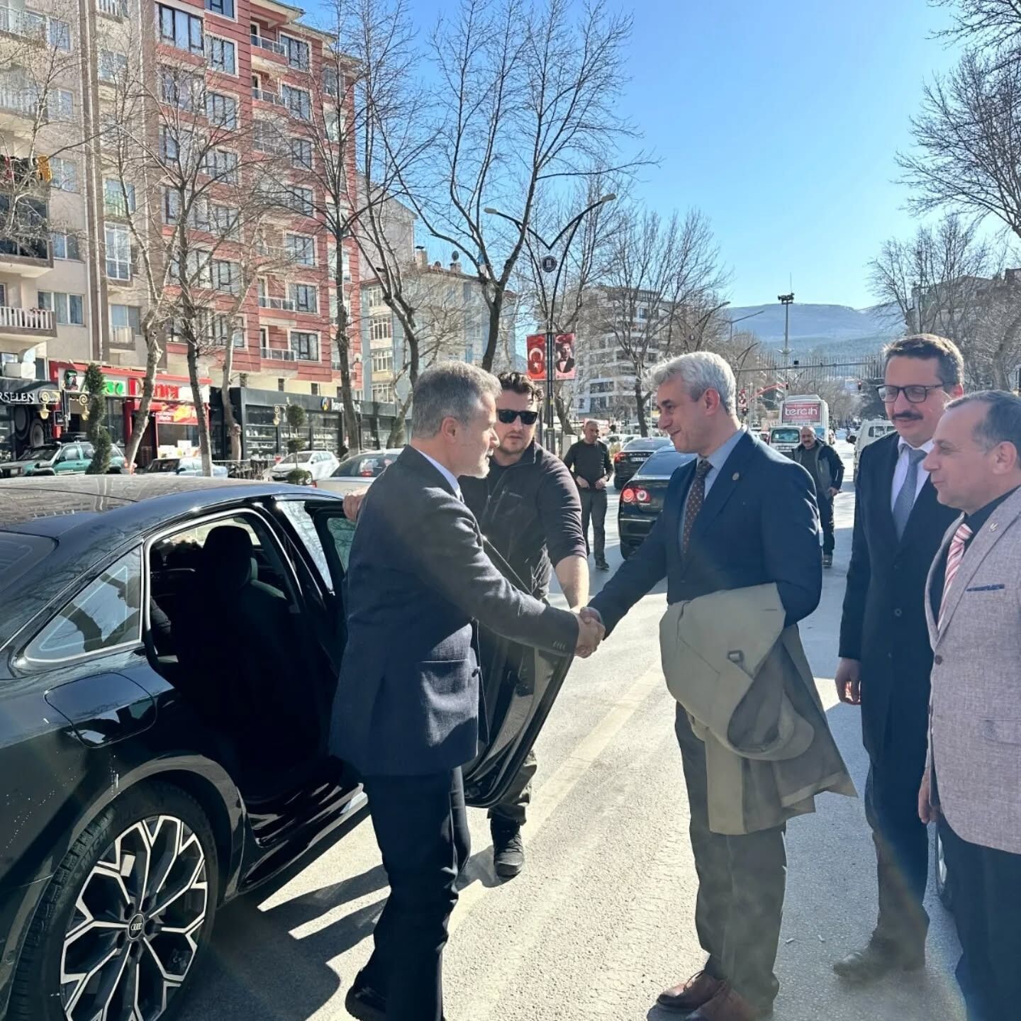 Ef46B528 C480 42De Bd7A 232Cb5Cb62Fd