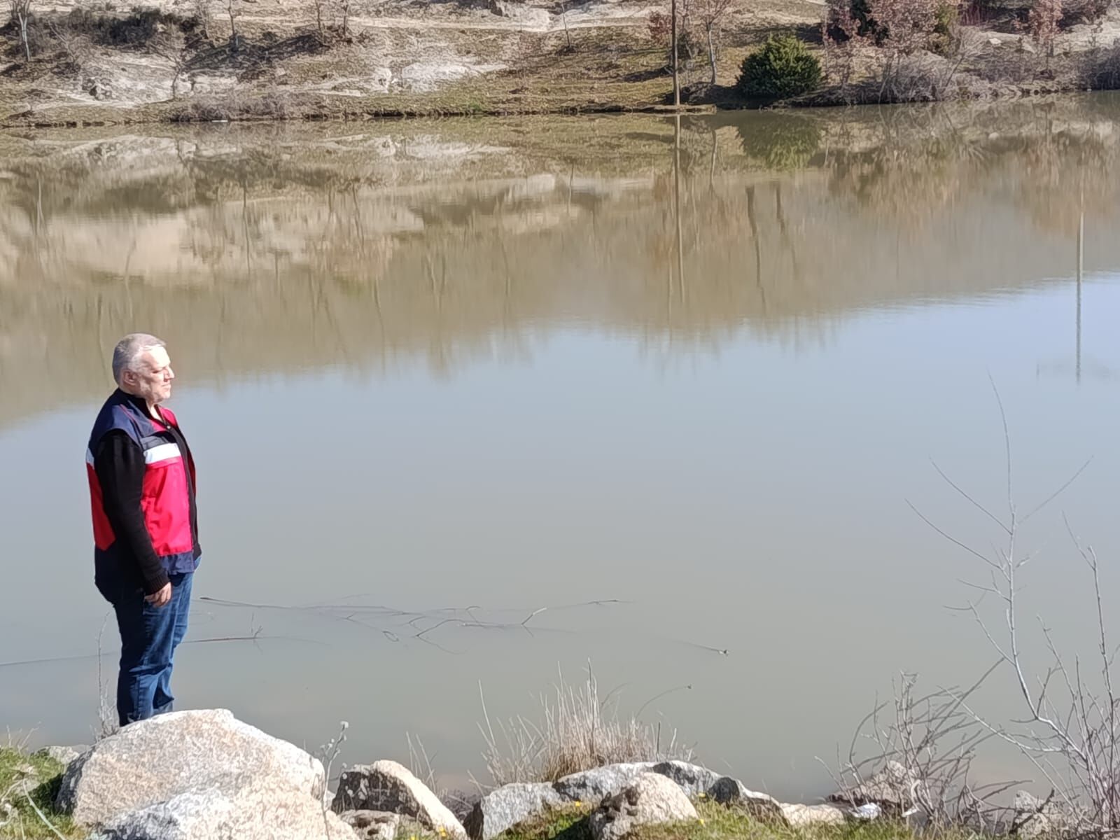 H Dn G9B3 X M A A9 Hqt