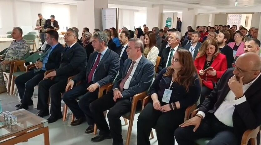 11738943 84E1 4935 90C8 2Cbcc4884D62