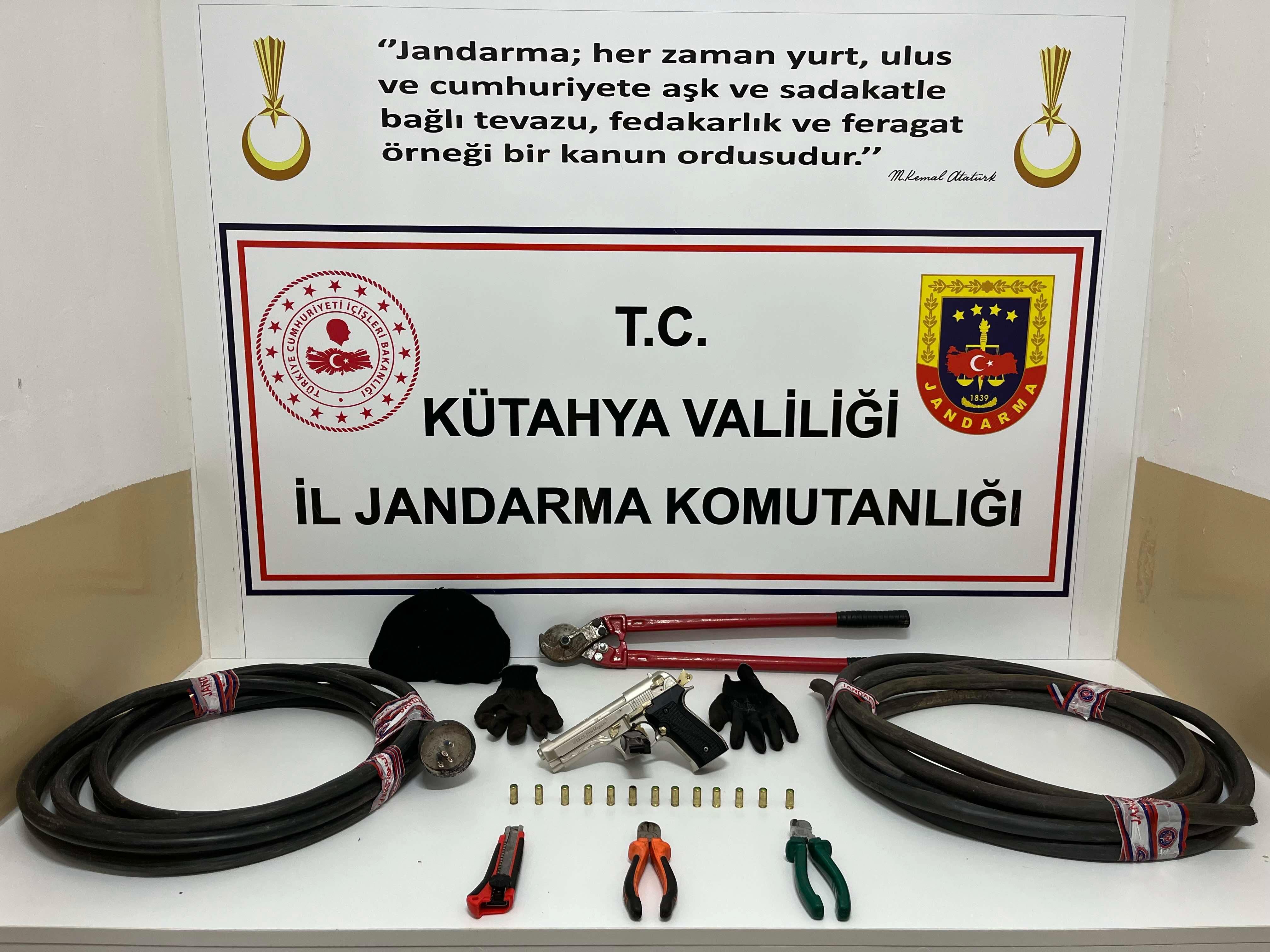 2502Ced6 8F69 467B A1A3 79E68650Cd76