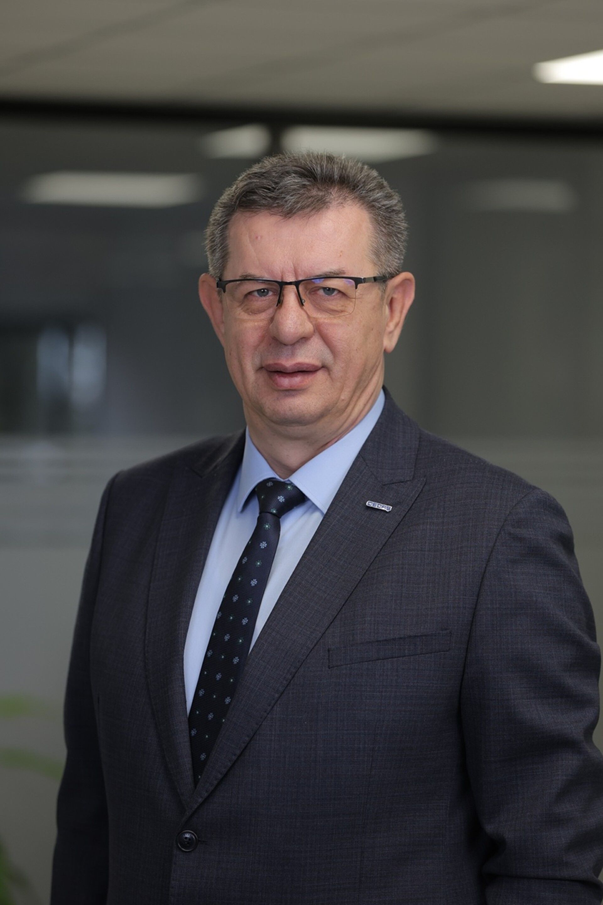 29576B1B 6232 4A15 A098 5942983B031C